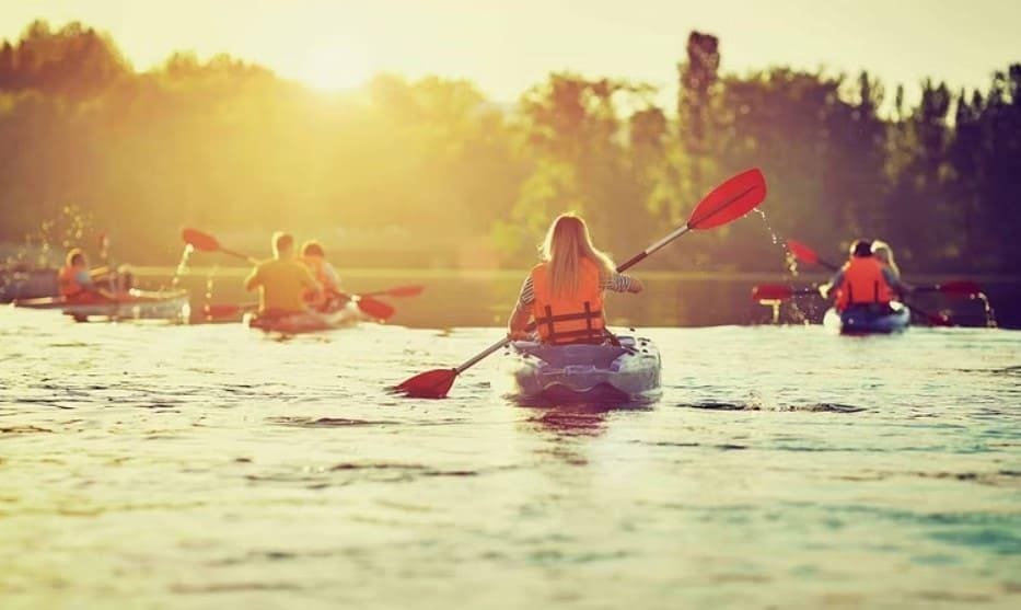 A women Kayaking