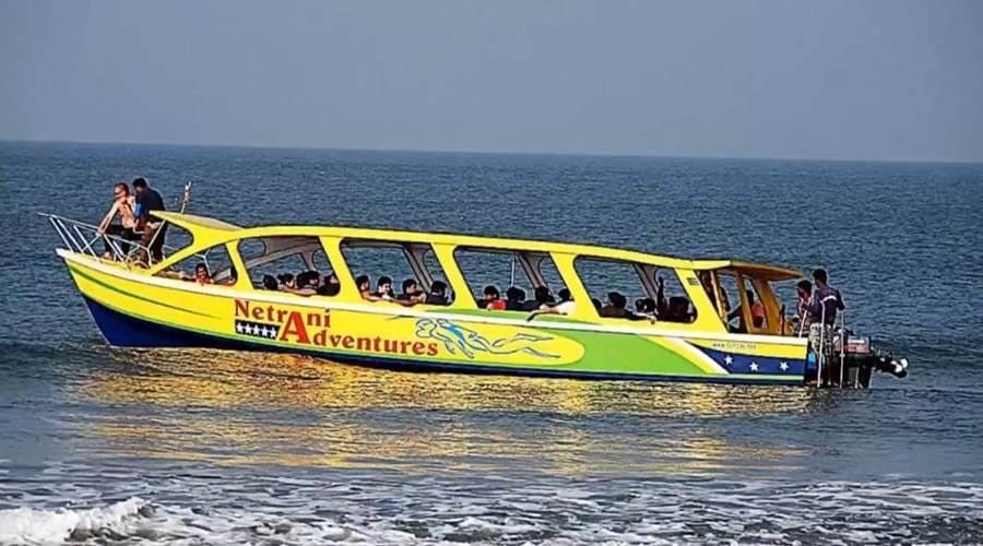 Boat ride in Munnar